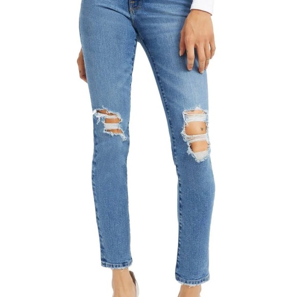 Good American Distressed Slim Leg Denim Jeans (8/29) - Picture 4 of 4